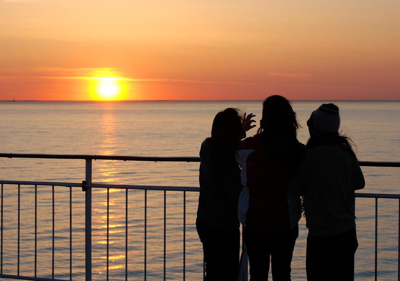 Viking Line Ferry Viking Xprs - Night Cruise From Helsinki 호텔 외부 사진